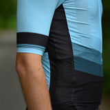 tenue cycliste adventure bleu ciel 5